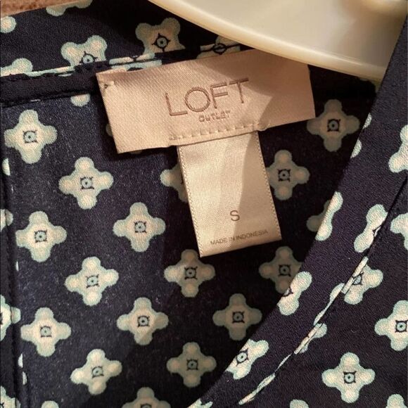 Loft Top - Picture 2 of 5